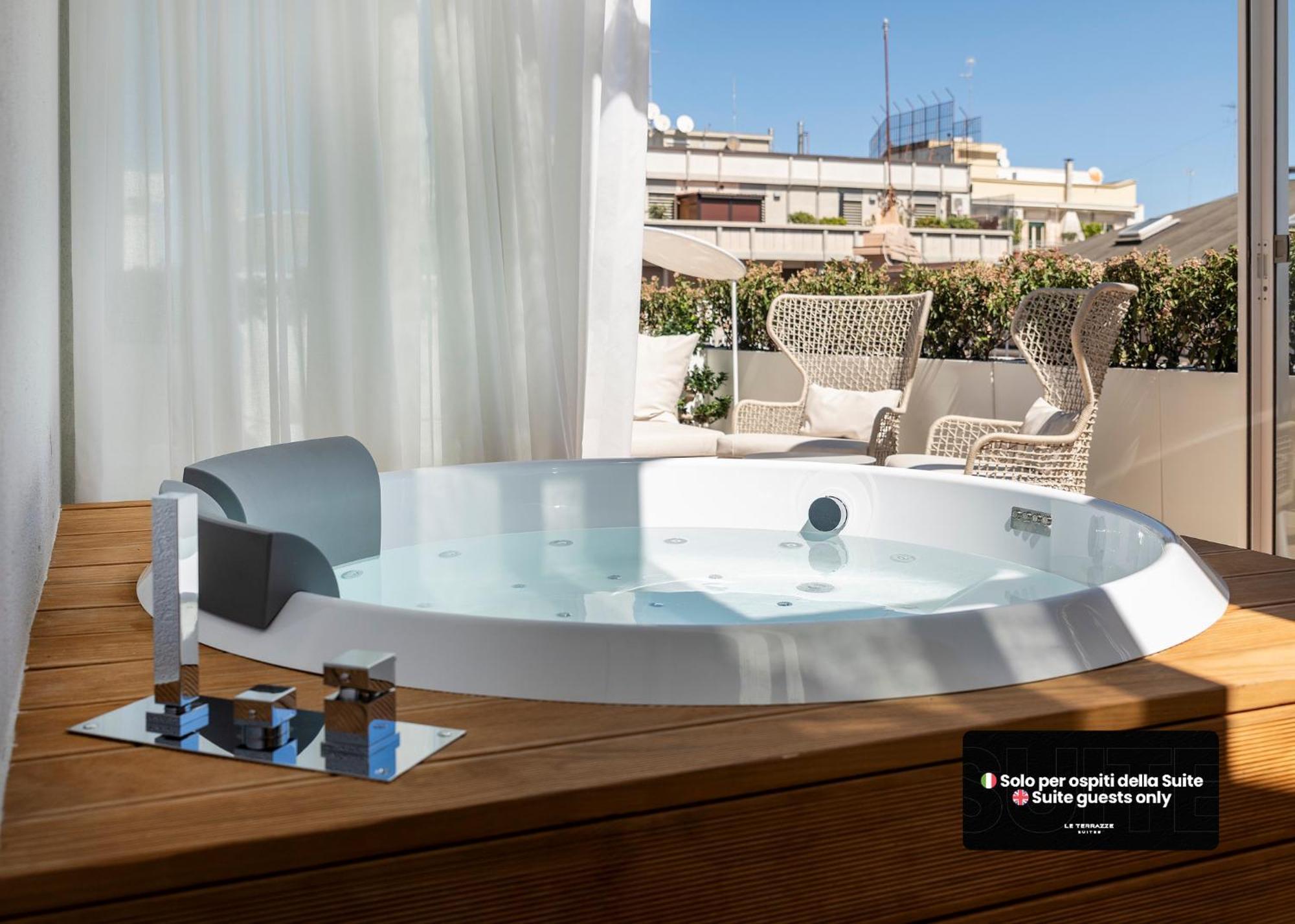 Le Terrazze Suites Bari Extérieur photo