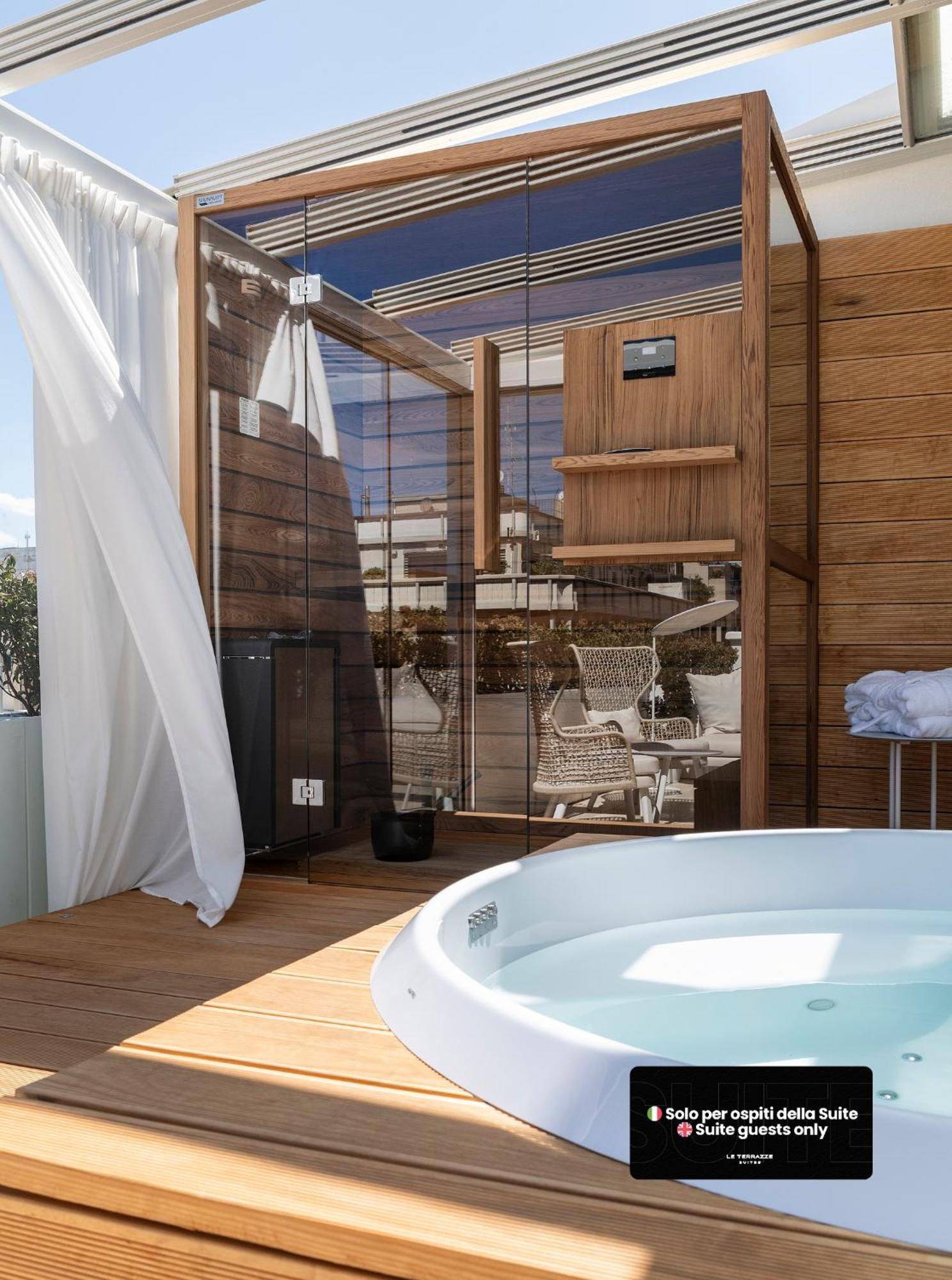 Le Terrazze Suites Bari Extérieur photo